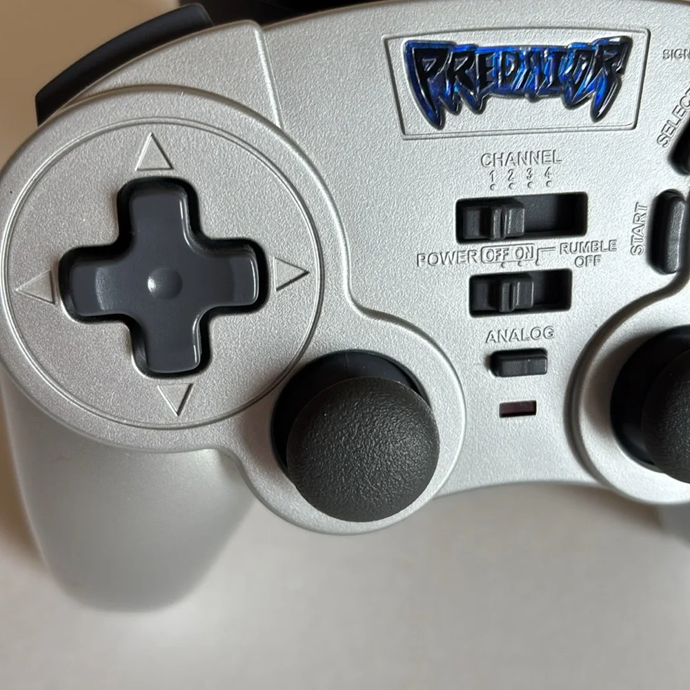 Silver Pelican Predator wireless controller for the PlayStation 2 (PS2)